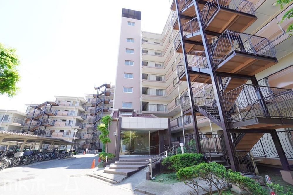 2LDK apartment in Inage Ward, Chiba - Photo 1