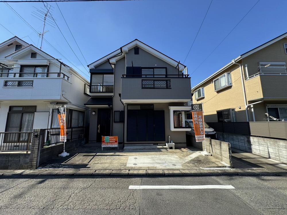 3LDK house in Hino, Tokyo - Photo 1