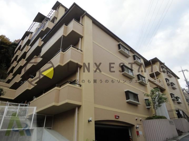 3LDK apartment in Nagata Ward, Kobe, Hyogo - Photo 1