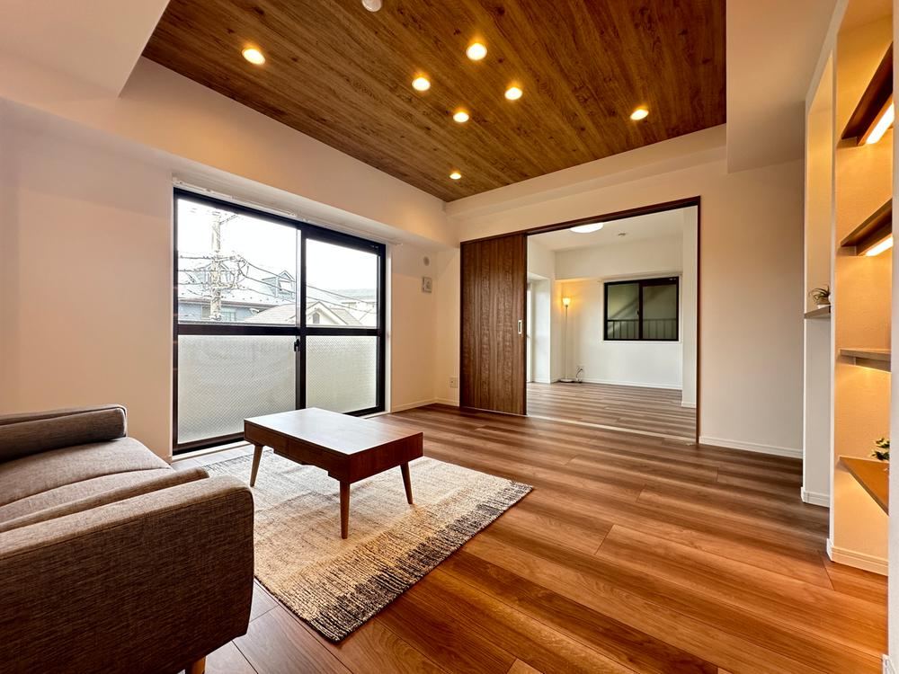 3LDK apartment in Minami Ward, Yokohama, Kanagawa - Photo 1