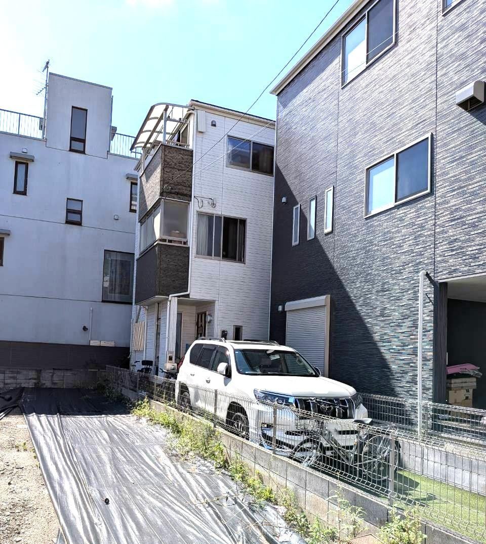 4LDK house in Toda, Saitama - Photo 1