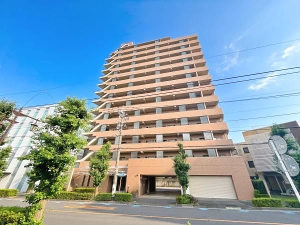 3LDK apartment in Minami Ward, Saitama - Photo 1