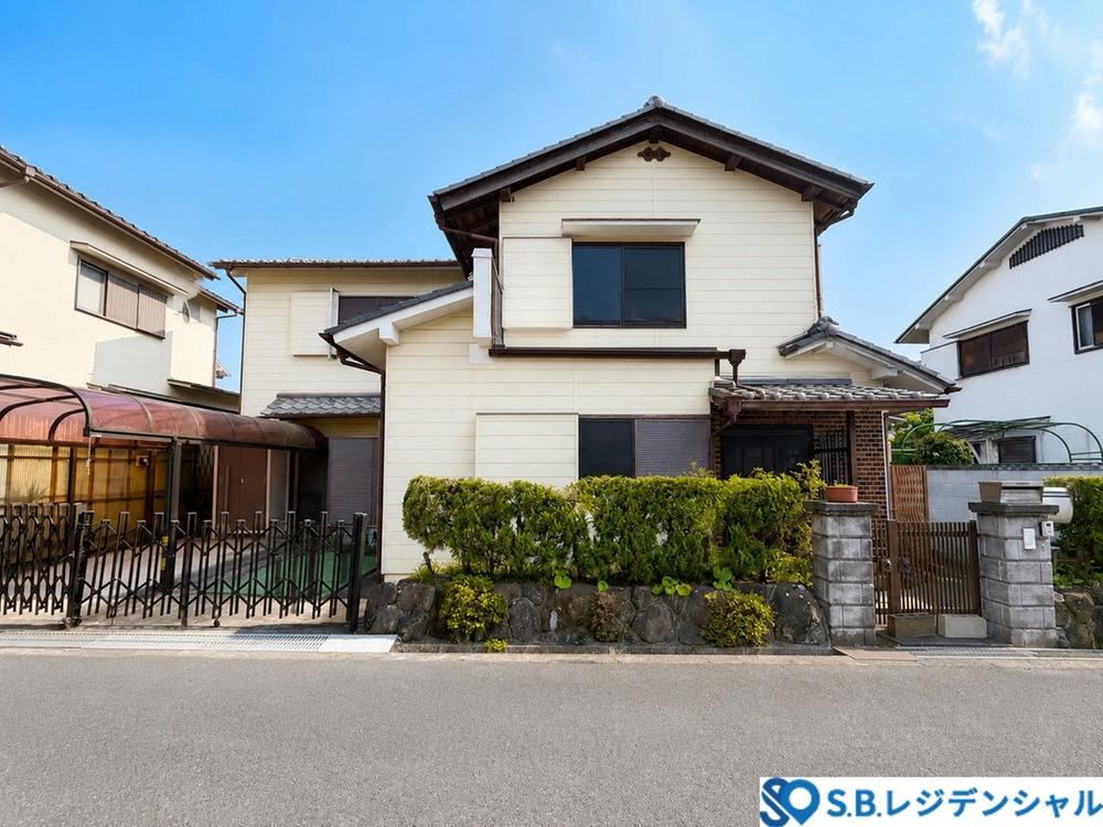 5LDK+S house in Kashihara, Nara - Photo 1