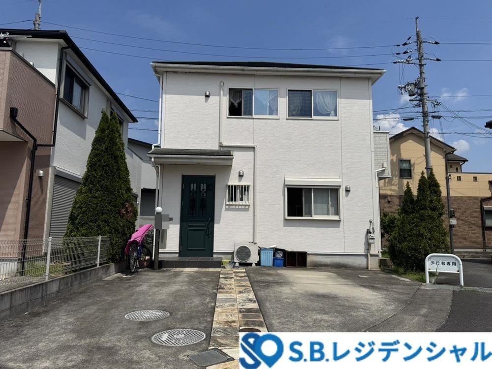 4LDK house in Yamatokoriyama, Nara - Photo 1