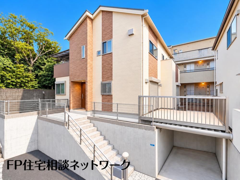 4LDK house in Kohoku Ward, Yokohama, Kanagawa - Photo 1