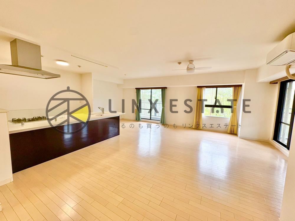 4LDK+S apartment in Sanda, Hyogo - Photo 1