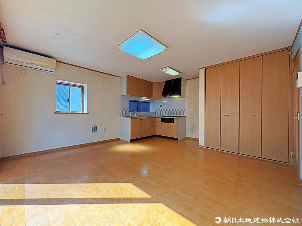 4LDK house in Higashikurume, Tokyo - Photo 1
