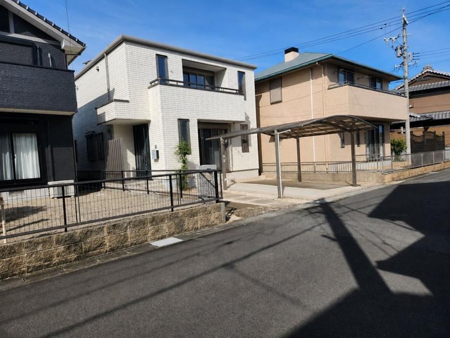 4LDK house in Tsu, Mie - Photo 1