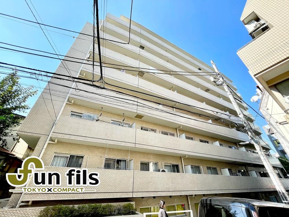 1LDK apartment in Shinjuku Ward, Tokyo - Photo 1