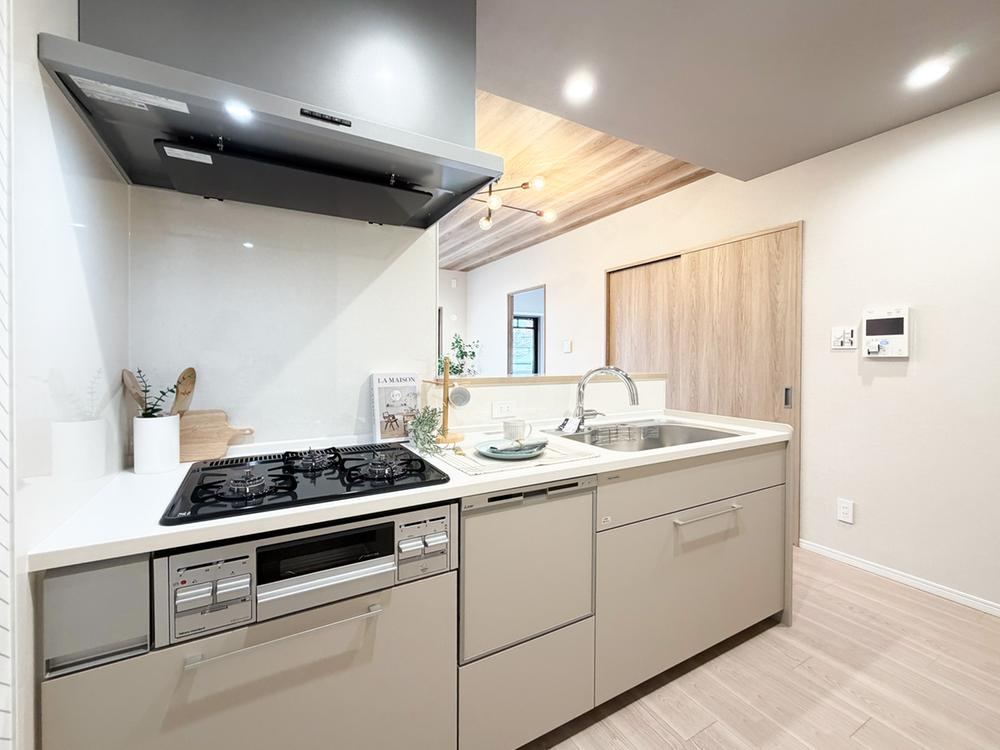 2LDK+S apartment in Sumiyoshi Ward, Osaka - Photo 1