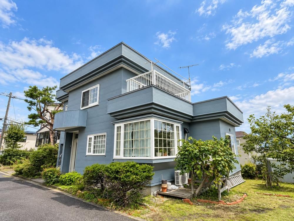 4LDK house in Teine Ward, Sapporo, Hokkaido - Photo 1