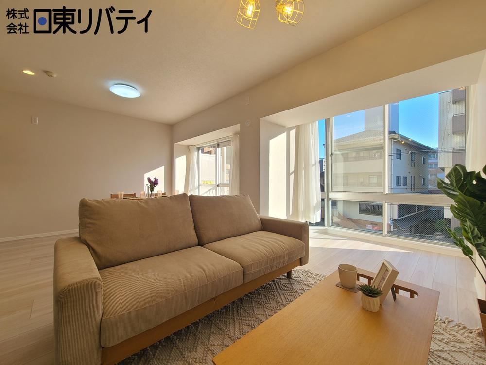 2LDK apartment in Nishi Ward, Hiroshima - Photo 1