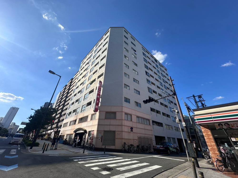 1LDK apartment in Tennoji Ward, Osaka - Photo 1
