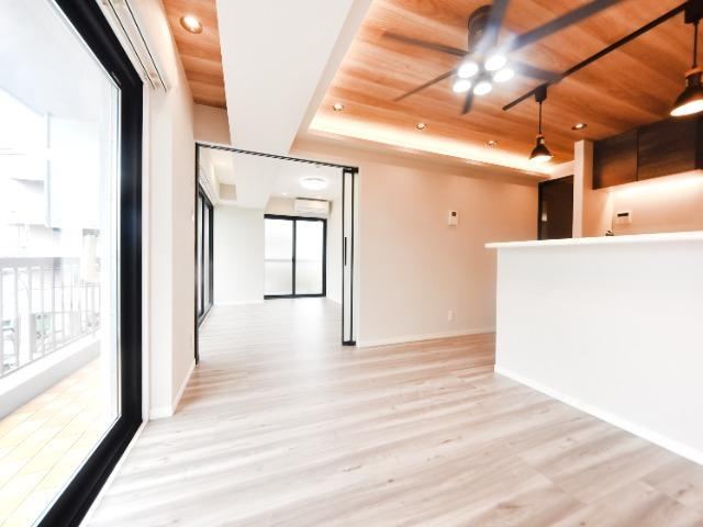 2LDK+S apartment in Ota Ward, Tokyo - Photo 1