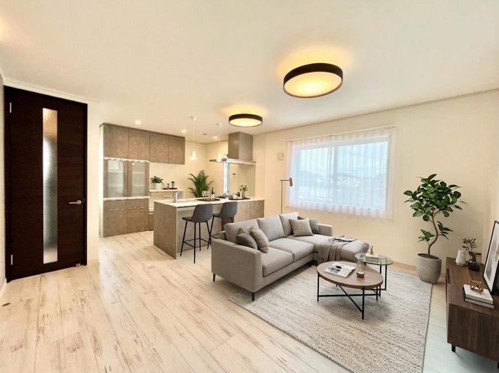 4LDK house in Asahi Ward, Yokohama, Kanagawa - Photo 1