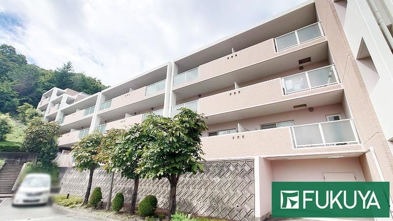 3LDK apartment in Takarazuka, Hyogo - Photo 1