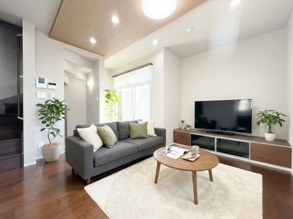 3LDK house in Sumida Ward, Tokyo - Photo 1