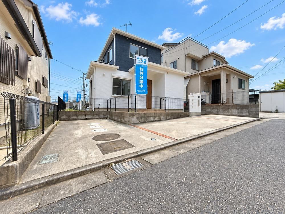 4LDK house in Fujisawa, Kanagawa - Photo 1