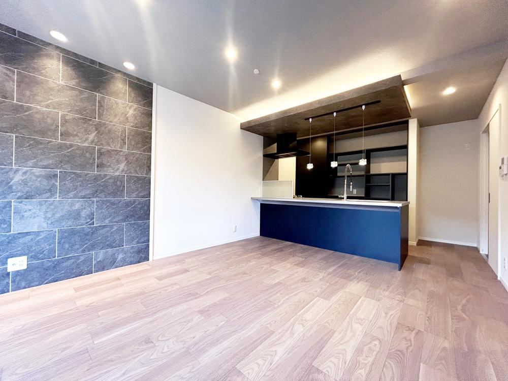 3LDK house in Takatsuki, Osaka - Photo 1