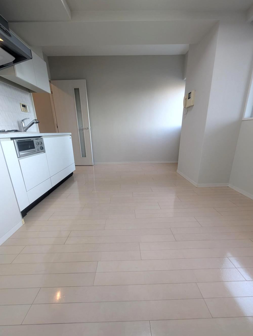 1DK+S apartment in Kokubunji, Tokyo - Photo 1