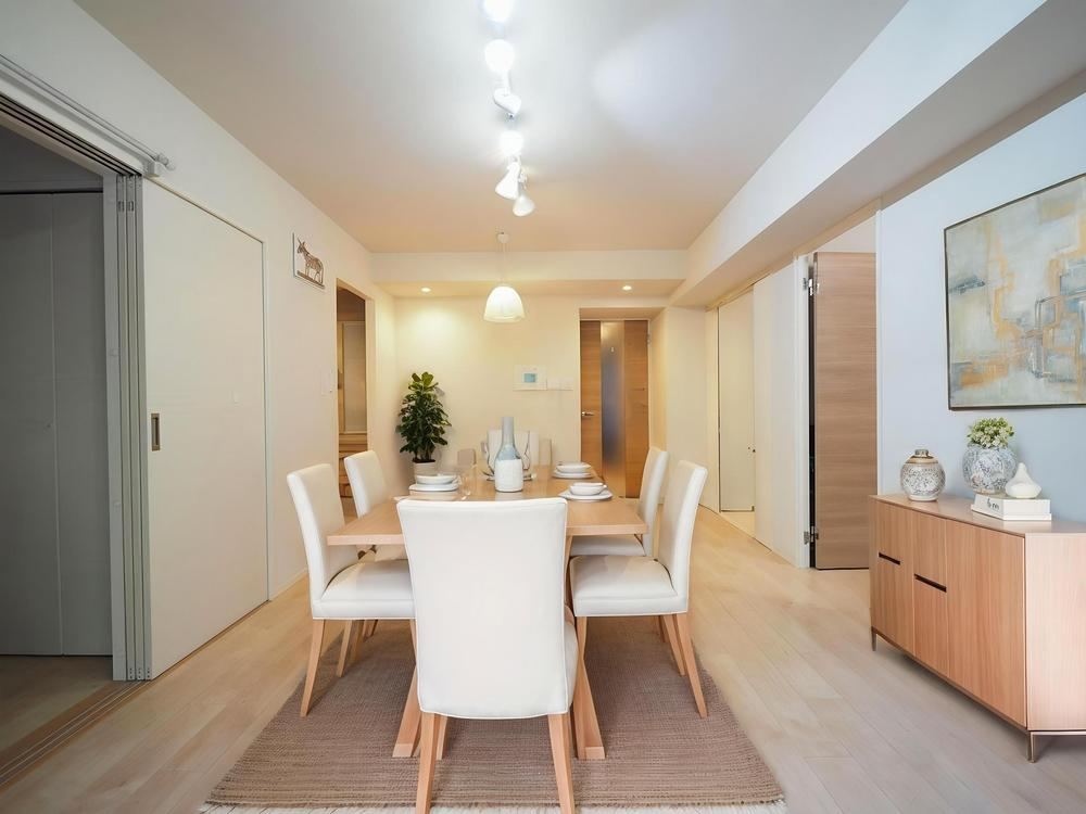 3LDK apartment in Mitaka, Tokyo - Photo 1