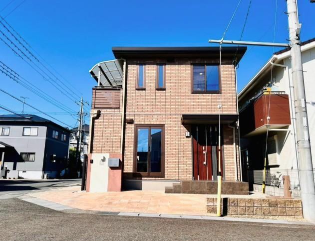 4LDK house in Otsu, Shiga - Photo 1