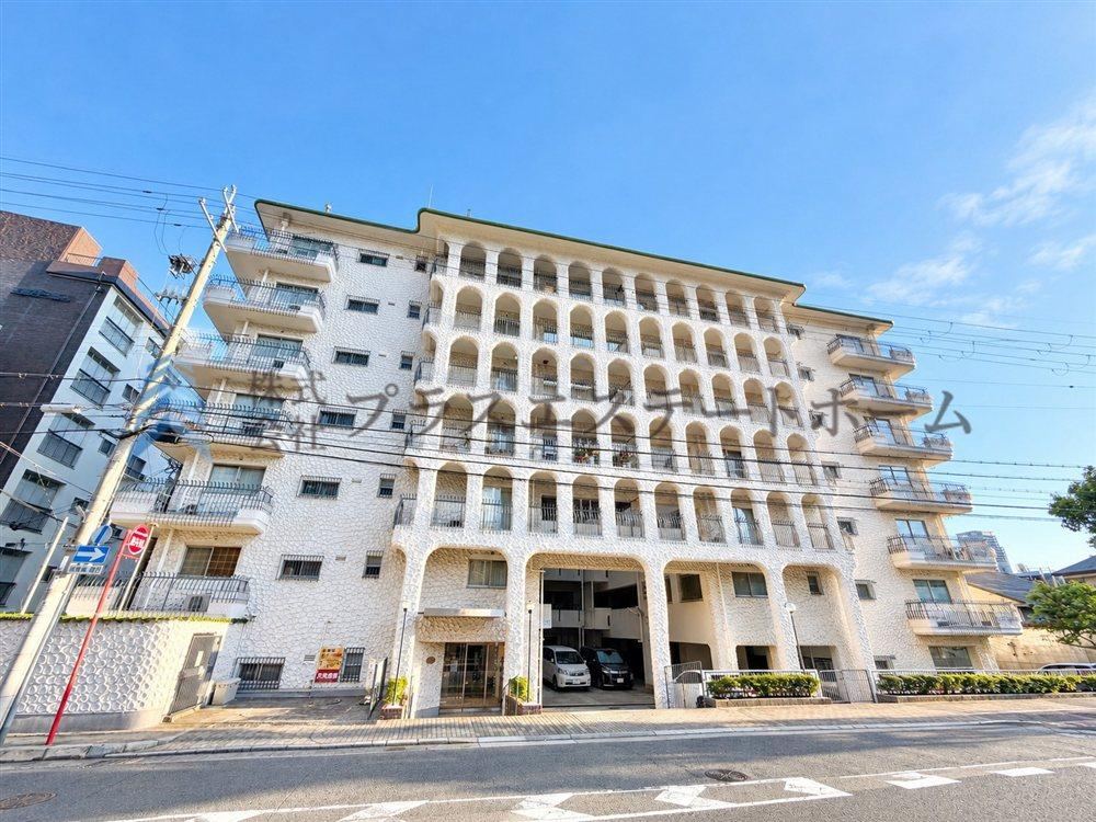2LDK apartment in Higashinada Ward, Kobe, Hyogo - Photo 1