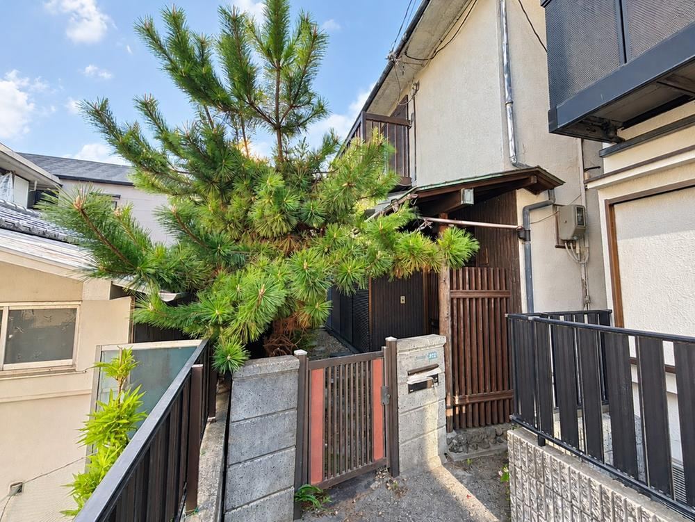 5DK house in Suma Ward, Kobe, Hyogo - Photo 1