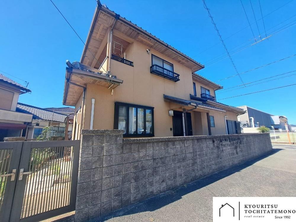 6LDK house in Soja, Okayama - Photo 1
