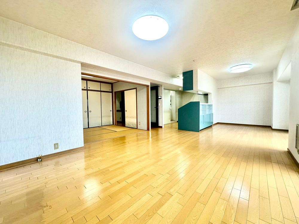 3LDK apartment in Kawasaki Ward, Kawasaki, Kanagawa - Photo 1