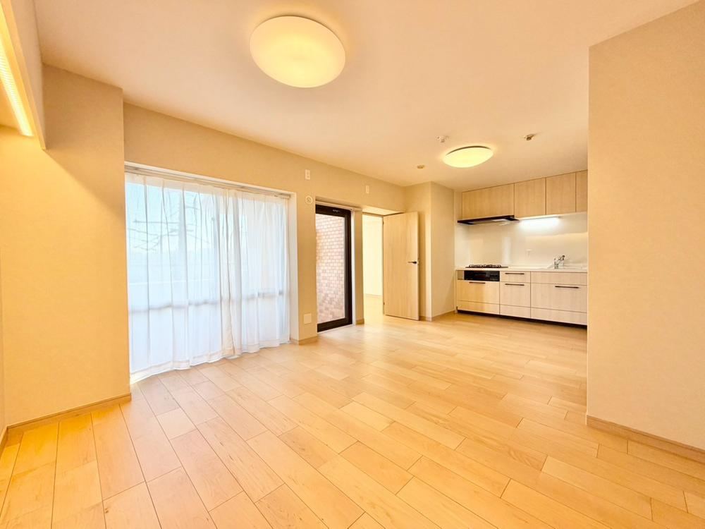 2LDK apartment in Konan Ward, Yokohama, Kanagawa - Photo 1