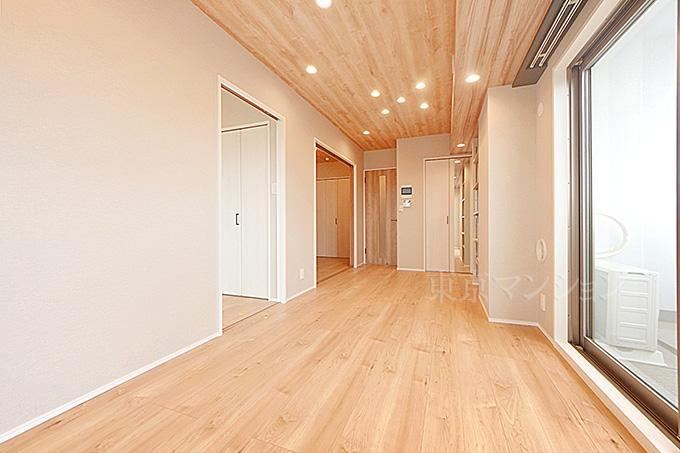 2LDK apartment in Shinagawa Ward, Tokyo - Photo 1