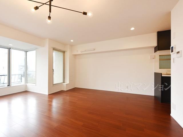 1LDK apartment in Koto Ward, Tokyo - Photo 1