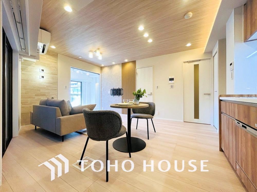 1LDK apartment in Minato Ward, Tokyo - Photo 1
