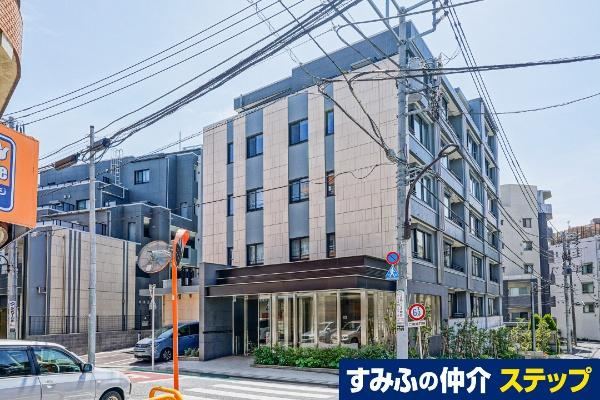 1LDK+2S apartment in Shinjuku Ward, Tokyo - Photo 1