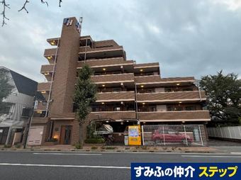3LDK apartment in Fussa