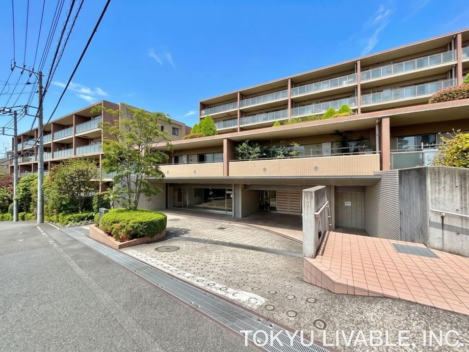 3LDK apartment in Miyamae Ward, Kawasaki, Kanagawa - Photo 1