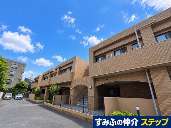 3LDK apartment in Zama, Kanagawa - Photo 1