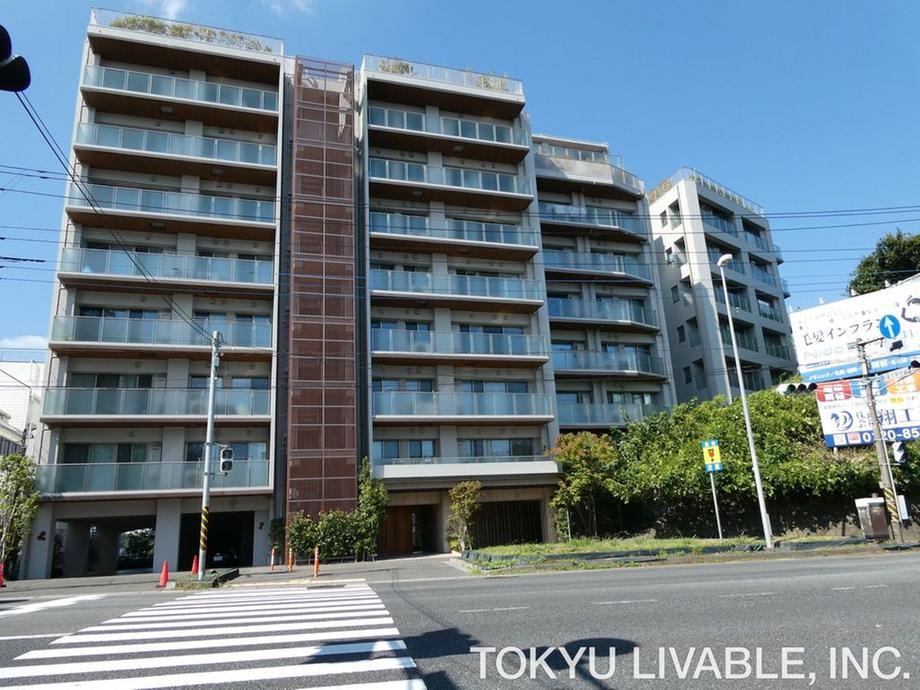 3LDK apartment in Machida, Tokyo - Photo 1