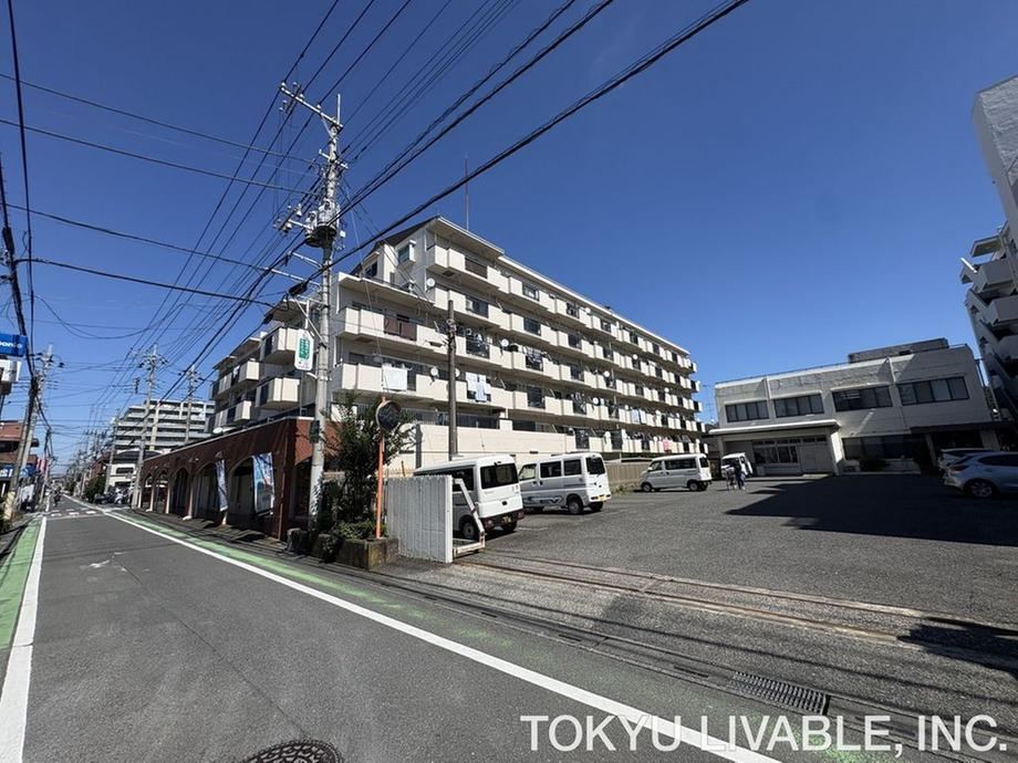 3DK apartment in Tokorozawa, Saitama - Photo 1