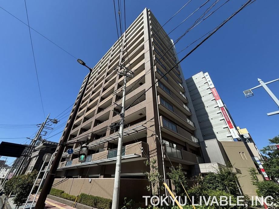 3LDK apartment in Urawa Ward, Saitama - Photo 1