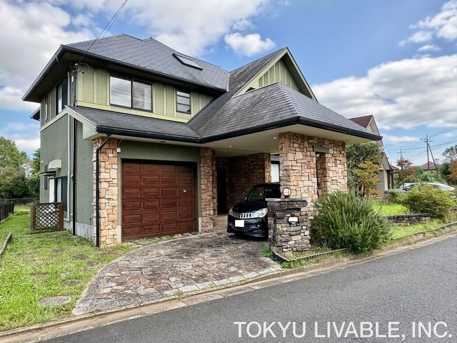 4LDK house in Oamishirasato, Chiba - Photo 1