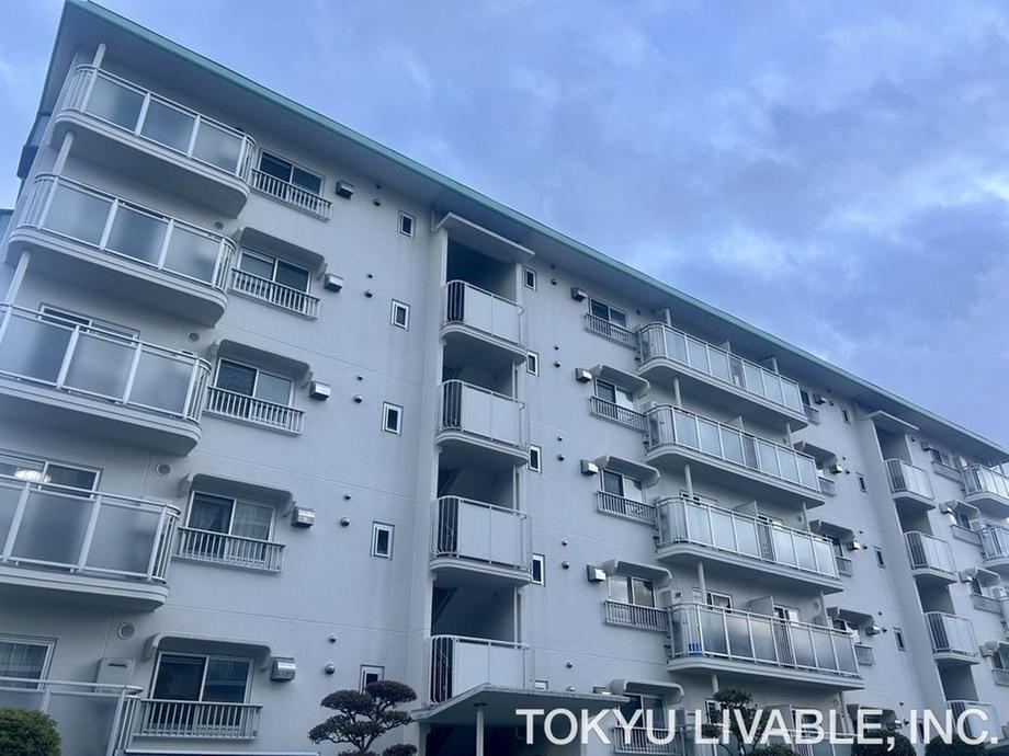 3LDK apartment in Suma Ward, Kobe, Hyogo - Photo 1