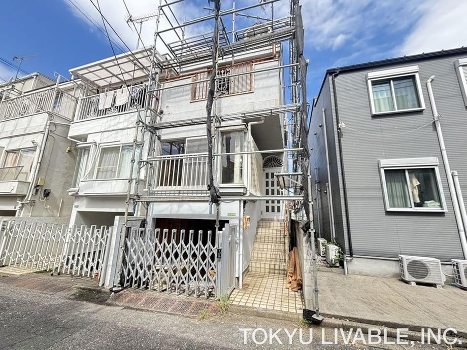 3DK house in Nerima Ward, Tokyo - Photo 1