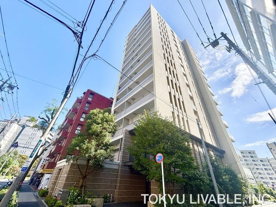 3LDK apartment in Shinagawa Ward, Tokyo - Photo 1