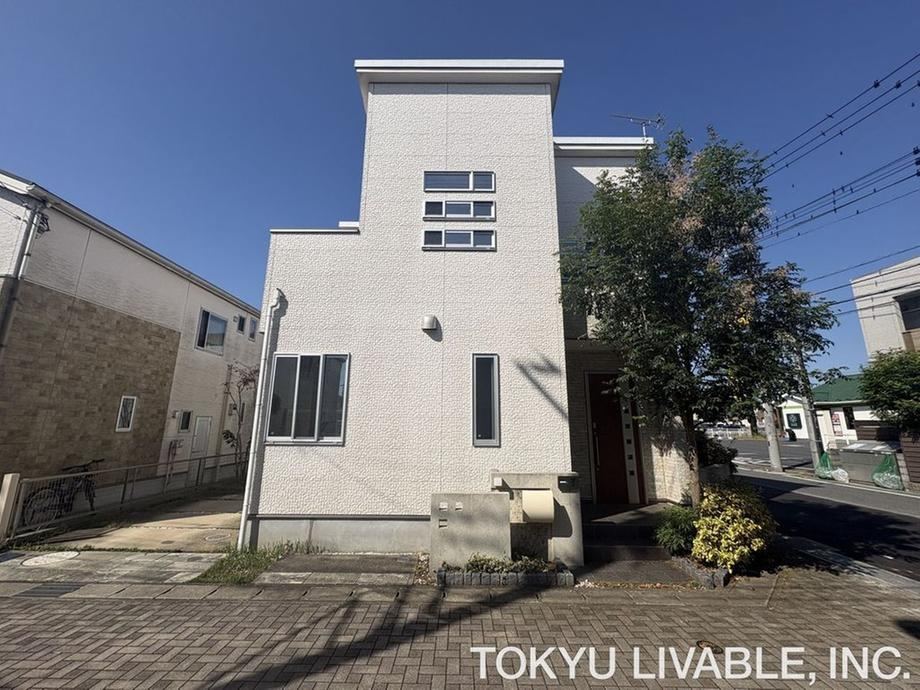 3LDK+S house in Matsudo, Chiba - Photo 1