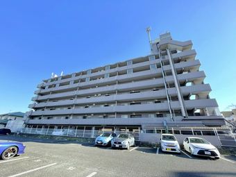 3LDK apartment in Minami Ward