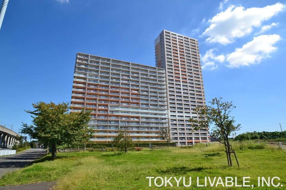 4LDK apartment in Moriya, Ibaraki - Photo 1