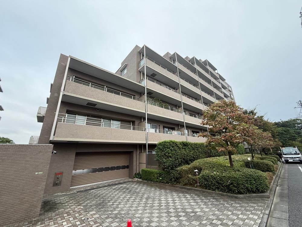 3LDK apartment in Setagaya Ward, Tokyo - Photo 1