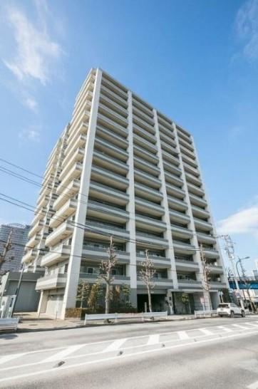2LDK apartment in Minato Ward, Tokyo - Photo 1